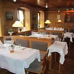Hotel Gasthaus Zum Kreuz 3*