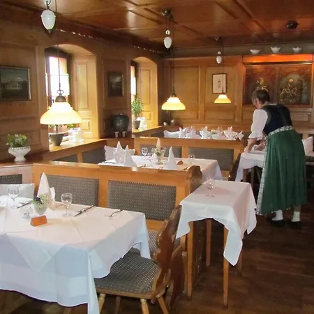 Gasthaus Zum Kreuz 3*