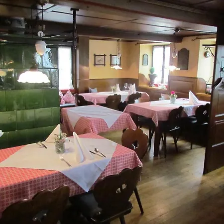 Hotell Gasthaus Zum Kreuz Freiburg im Breisgau